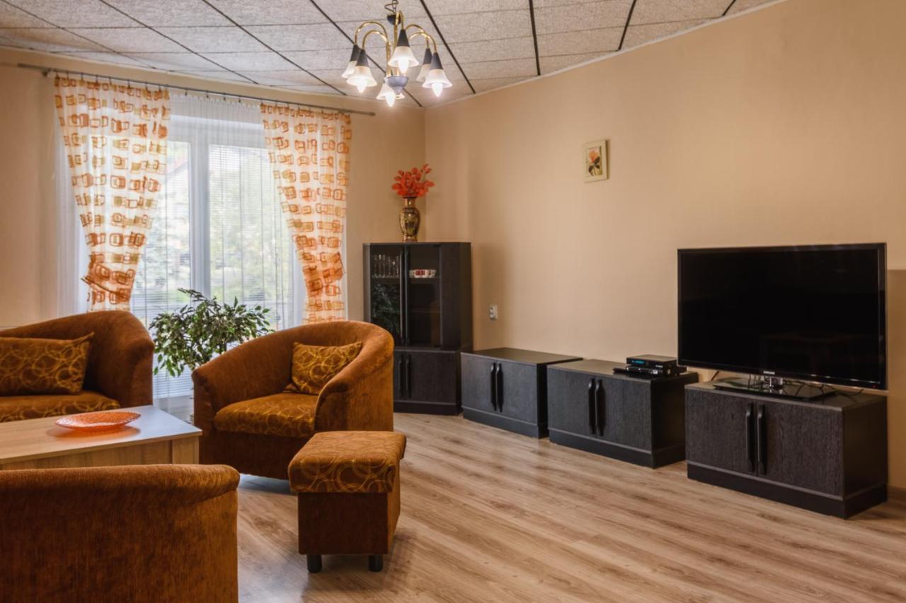 Apartmán Elegant 2 Bešeňová Exteriér fotografie